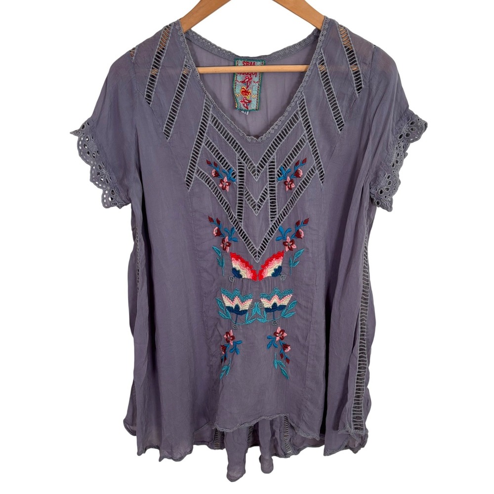 Johnny Was Womens Shirt Sz XS Grey Cupra Rayon Blouse Embroidered Tunic